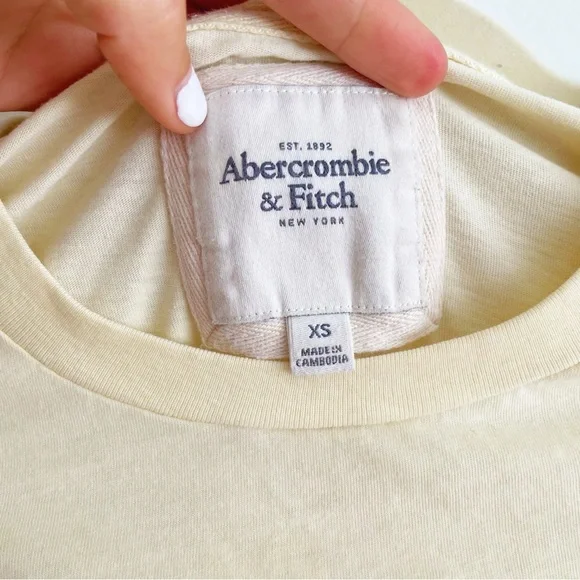 Abercrombie and fitch butter yellow spell out tee shirt 3d logo baby tee y2k XS - Picture 4 of 9